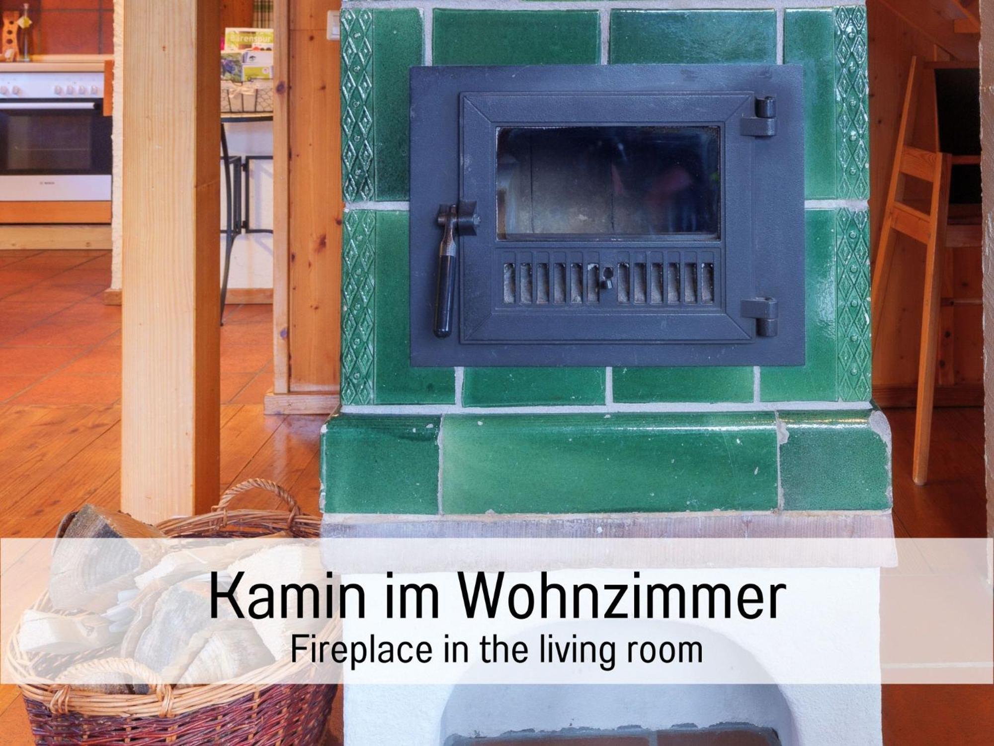 Ferienhaus Huettenchalet Waldschatz *